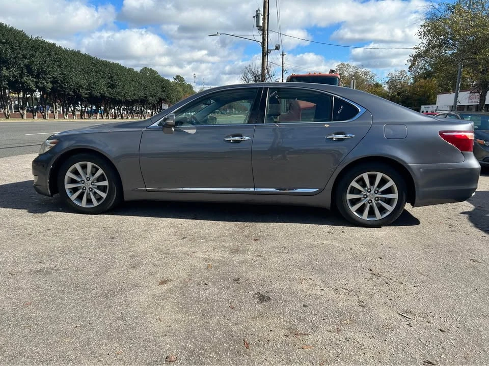 2012 Lexus LS 4th Gen - Image 4 of 16