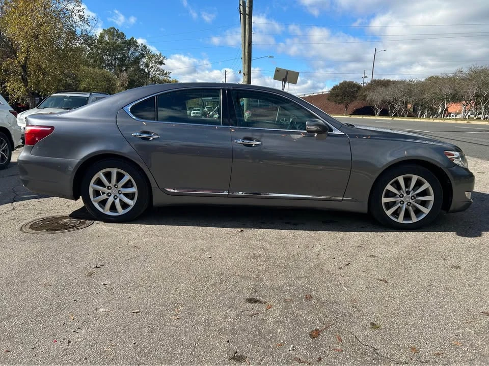 2012 Lexus LS 4th Gen - Image 14 of 16