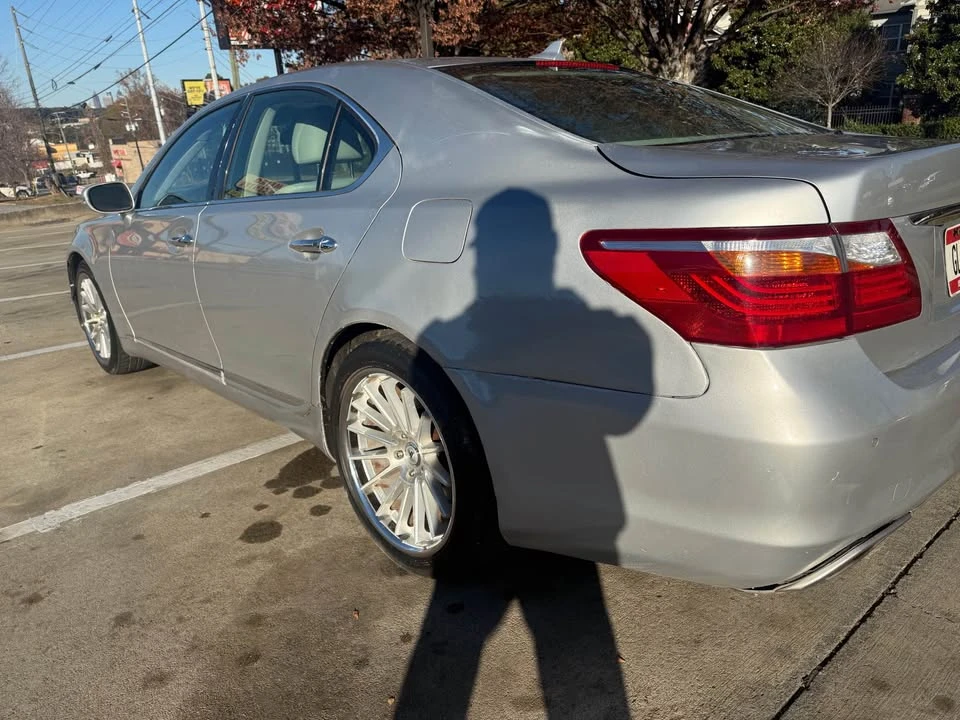 2012 Lexus LS 4th Gen - Image 4 of 6