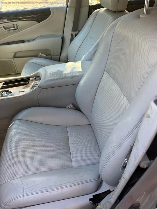 2012 Lexus LS 4th Gen - Image 5 of 6