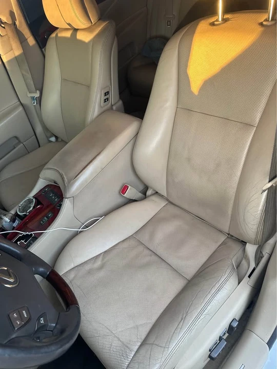 2012 Lexus LS 4th Gen - Image 15 of 19