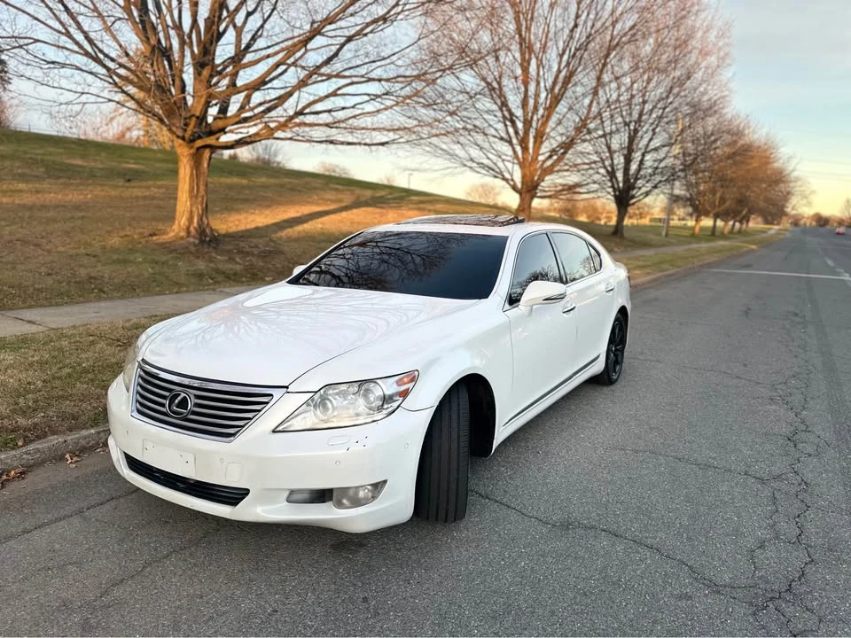 2012 Lexus LS 4th Gen - Image 9 of 19