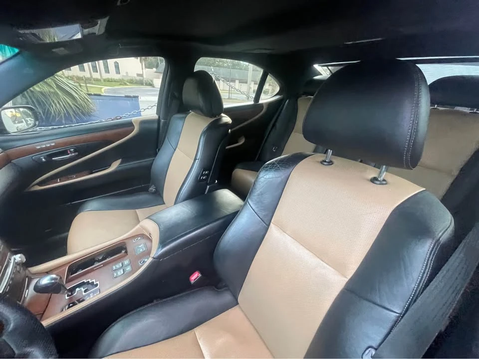 2012 Lexus LS 4th Gen - Image 10 of 11