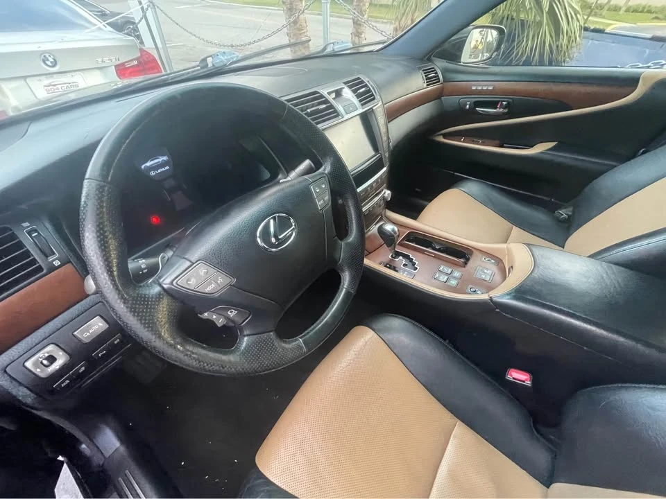 2012 Lexus LS 4th Gen - Image 11 of 11