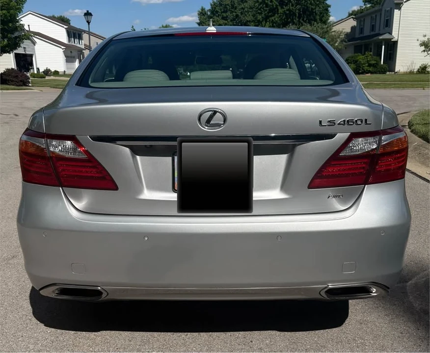 2012 Lexus LS 4th Gen - Image 4 of 11
