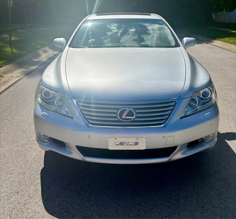 2012 Lexus LS 4th Gen - Image 2 of 11