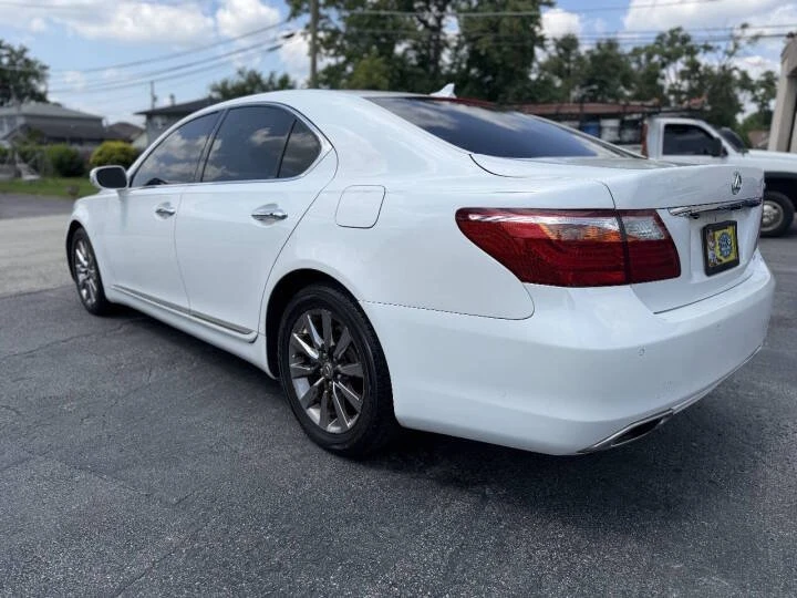 2012 Lexus LS 4th Gen - Image 5 of 20