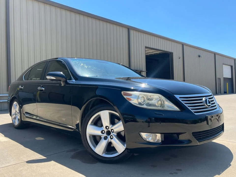 2012 Lexus LS 4th Gen - Image 2 of 12