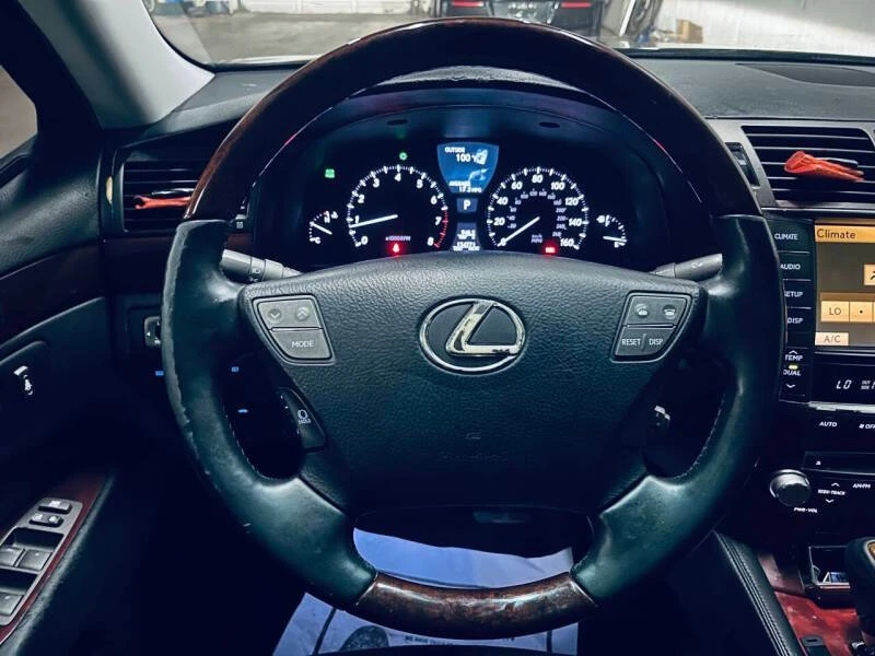 2012 Lexus LS 4th Gen - Image 14 of 20