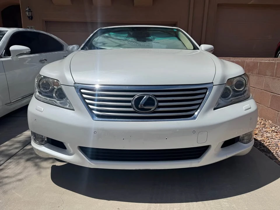 2012 Lexus LS 4th Gen - Image 5 of 11