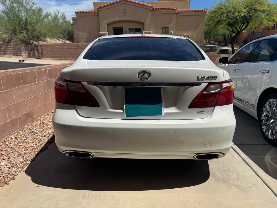2012 Lexus LS 4th Gen - Image 4 of 11