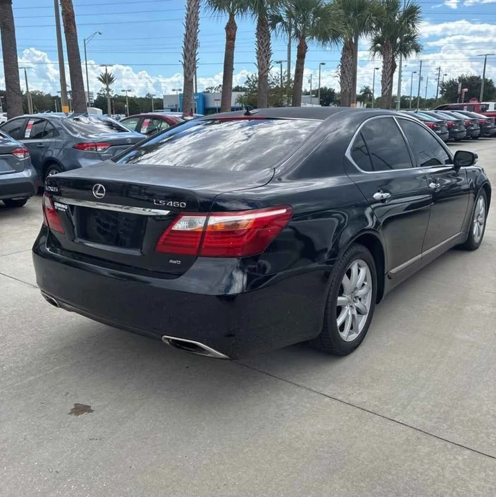 2012 Lexus LS 4th Gen - Image 4 of 11