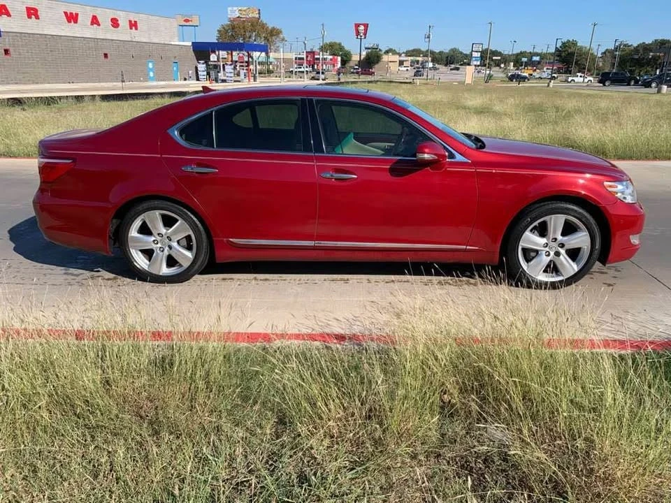 2012 Lexus LS 4th Gen - Image 7 of 11