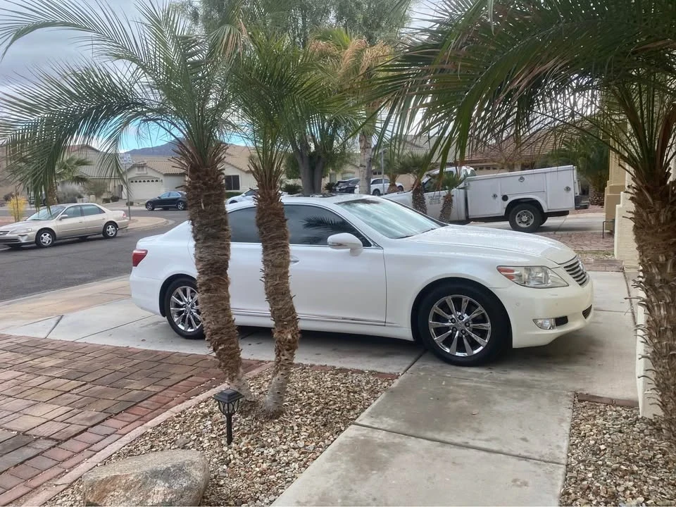 2012 Lexus LS 4th Gen - Image 2 of 3