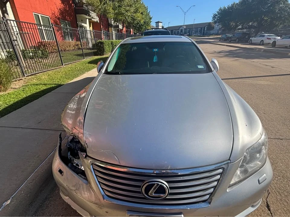 2012 Lexus LS 4th Gen - Image 3 of 4