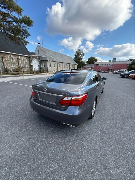 2012 Lexus LS 4th Gen - Image 8 of 20