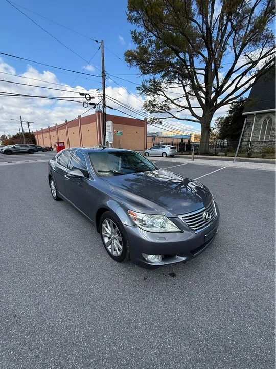 2012 Lexus LS 4th Gen - Image 11 of 20