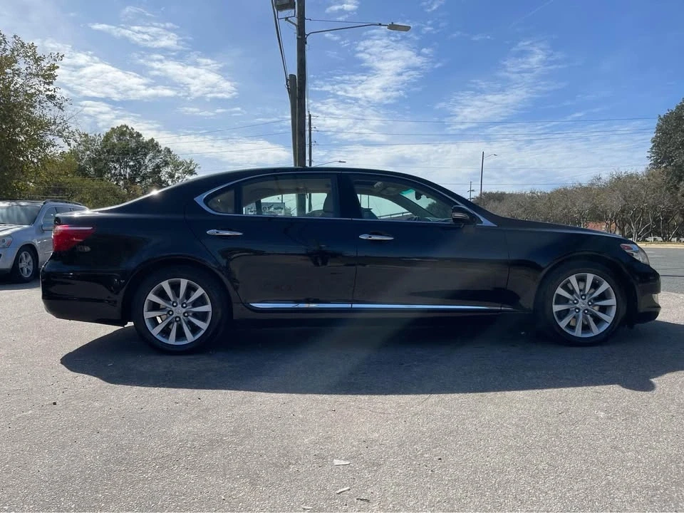 2012 Lexus LS 4th Gen - Image 5 of 19