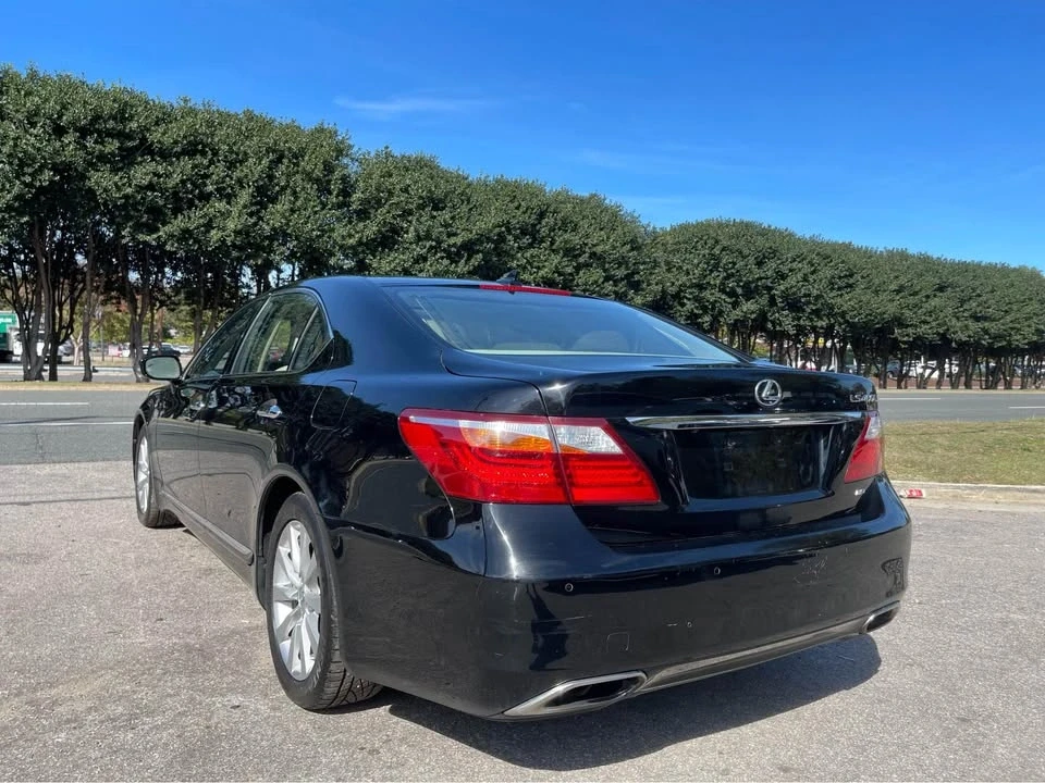 2012 Lexus LS 4th Gen - Image 3 of 19