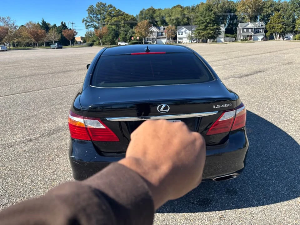 2012 Lexus LS 4th Gen - Image 6 of 10