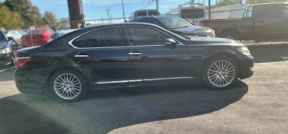 2012 Lexus LS 4th Gen - Image 5 of 19
