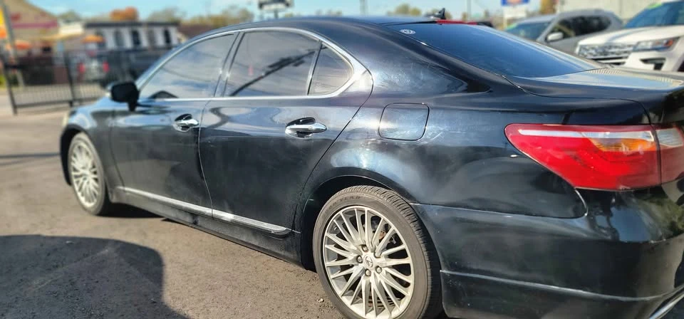 2012 Lexus LS 4th Gen - Image 7 of 19
