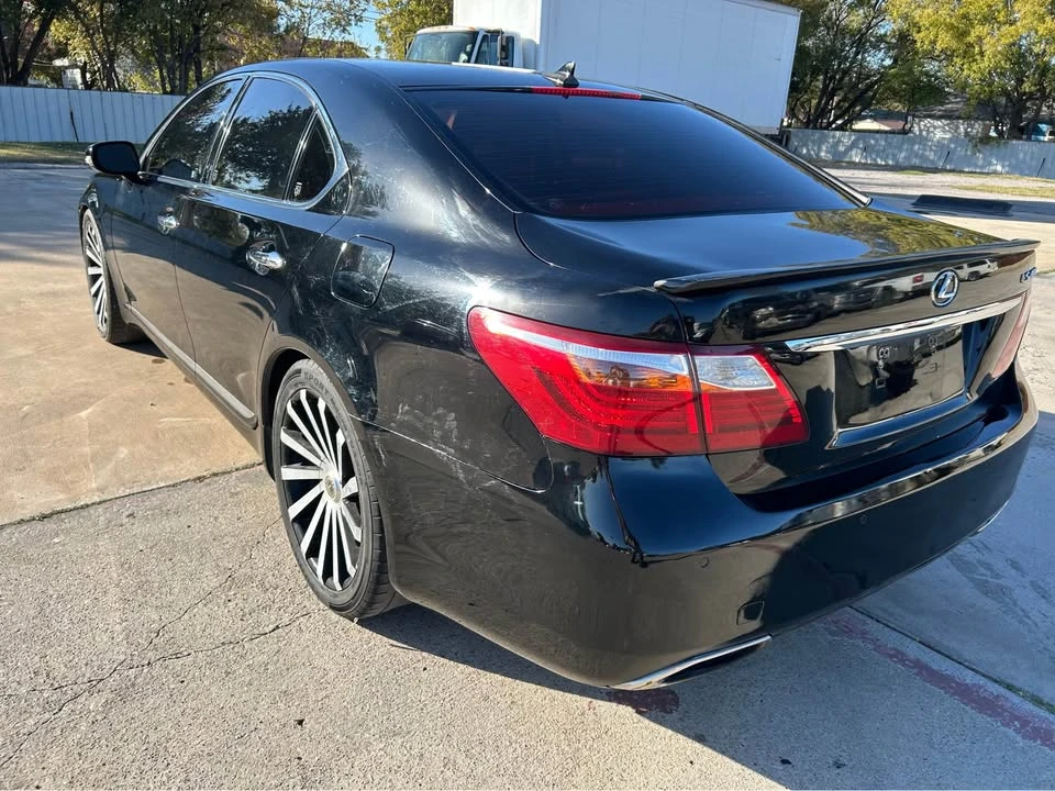 2012 Lexus LS 4th Gen - Image 5 of 16