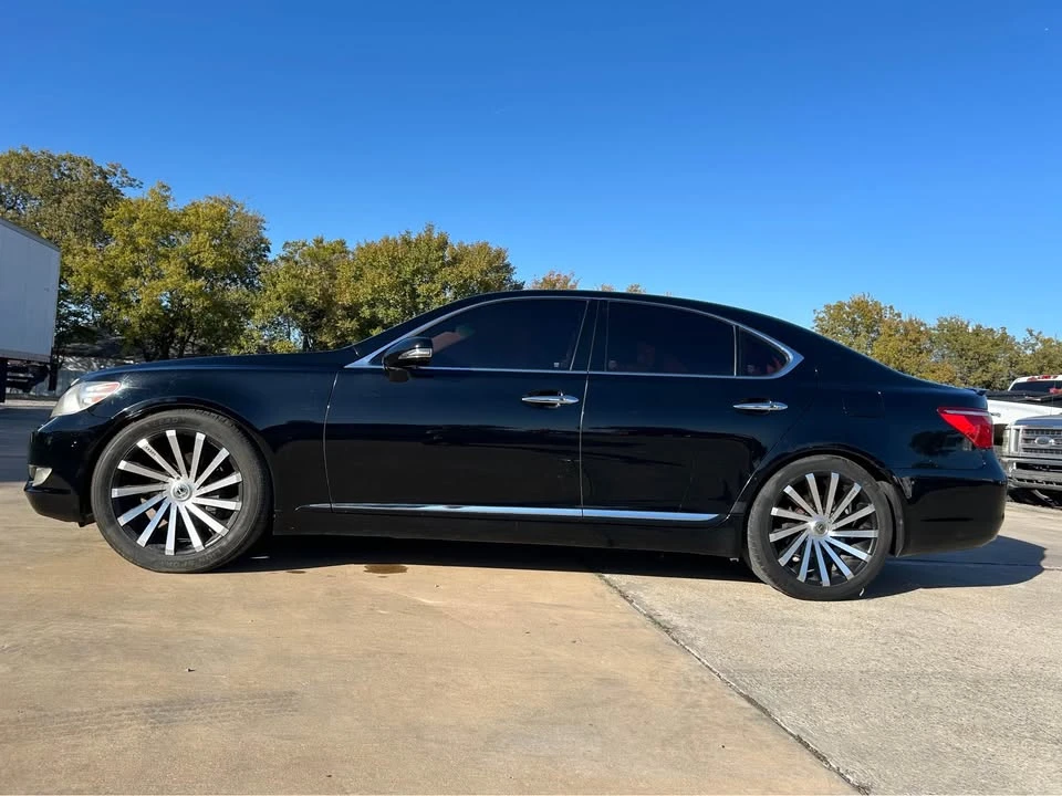2012 Lexus LS 4th Gen - Image 9 of 16