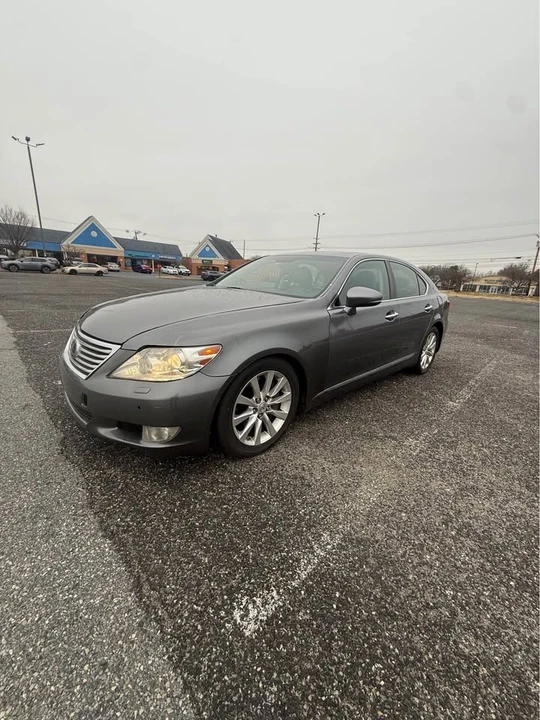 2012 Lexus LS 4th Gen - Image 15 of 16