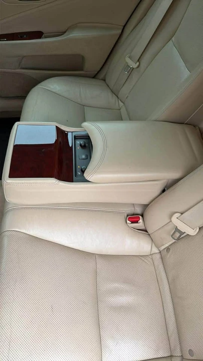 2012 Lexus LS 4th Gen - Image 3 of 13