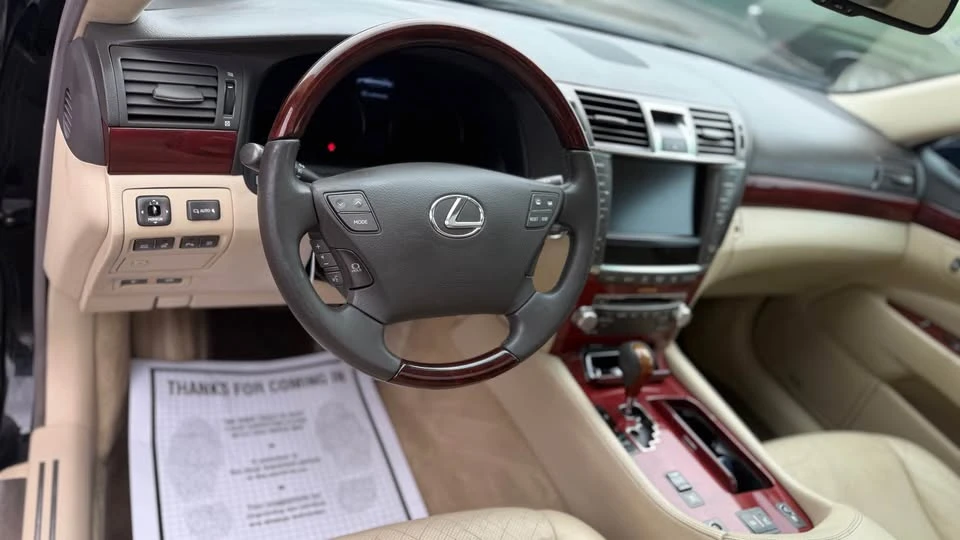 2012 Lexus LS 4th Gen - Image 11 of 13