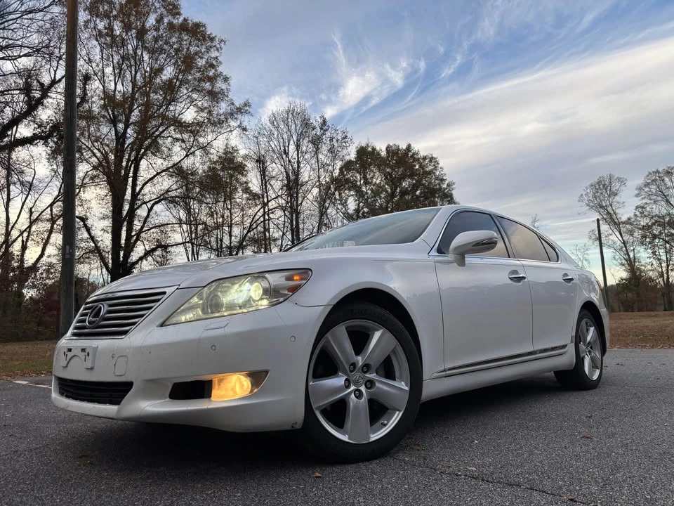 2012 Lexus LS 4th Gen - Image 6 of 20