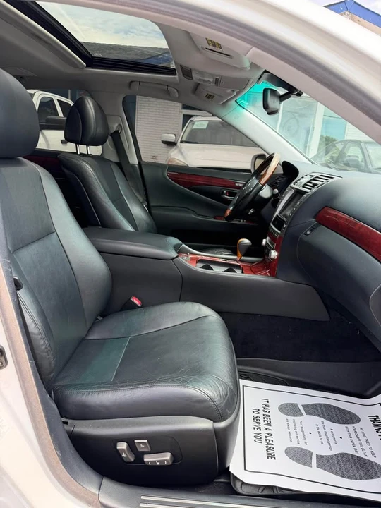 2012 Lexus LS 4th Gen - Image 6 of 20