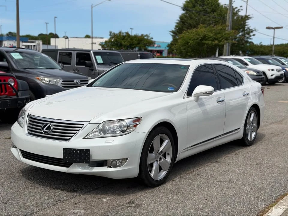 2012 Lexus LS 4th Gen - Image 4 of 20
