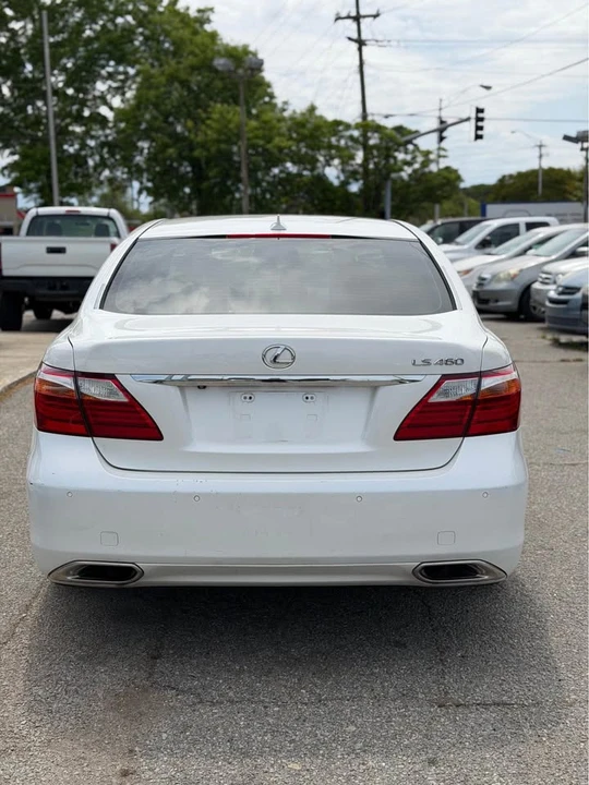 2012 Lexus LS 4th Gen - Image 2 of 20