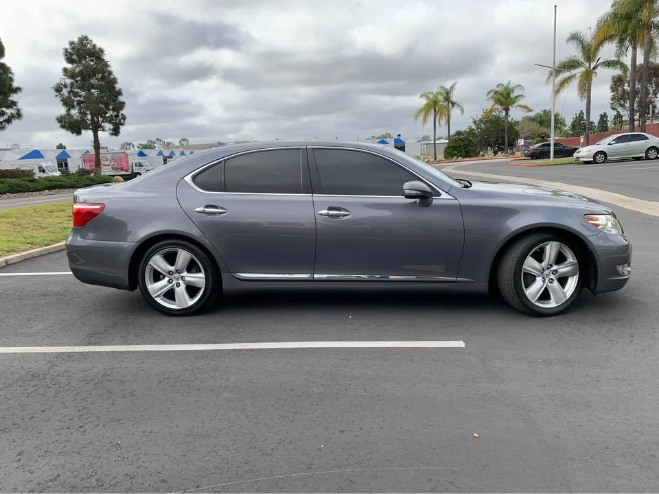 2012 Lexus LS 4th Gen - Image 7 of 17