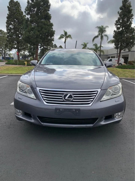 2012 Lexus LS 4th Gen - Image 2 of 17