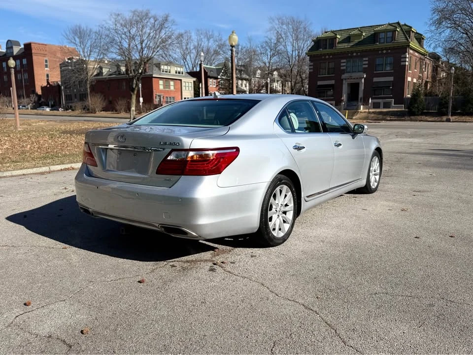 2012 Lexus LS 4th Gen - Image 8 of 19