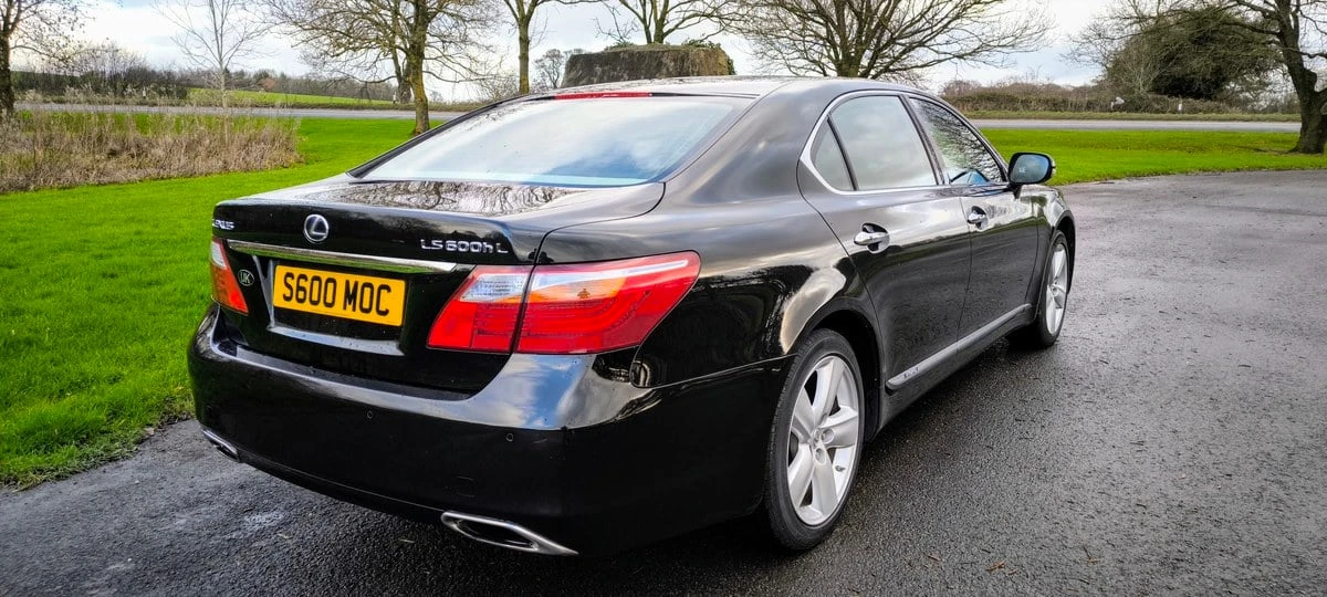 2012 Lexus LS 4th Gen - Image 3 of 30