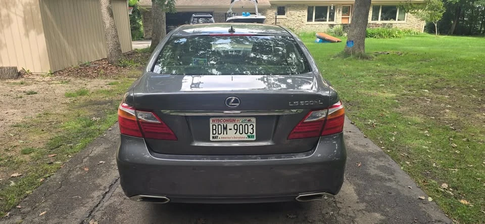 2012 Lexus LS 4th Gen - Image 3 of 20