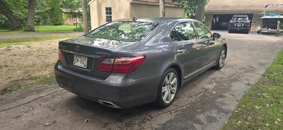 2012 Lexus LS 4th Gen - Image 4 of 20
