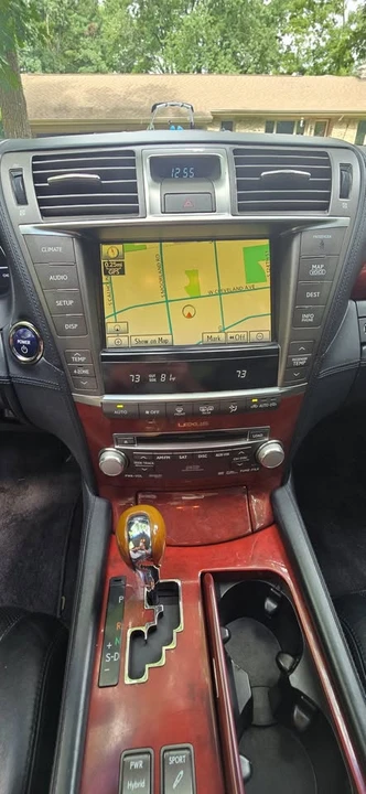 2012 Lexus LS 4th Gen - Image 18 of 20