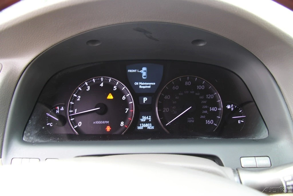 2012 Lexus LS 4th Gen - Image 15 of 21