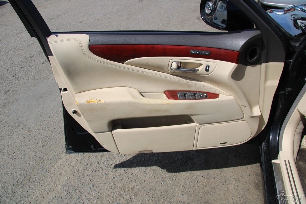 2012 Lexus LS 4th Gen - Image 14 of 21