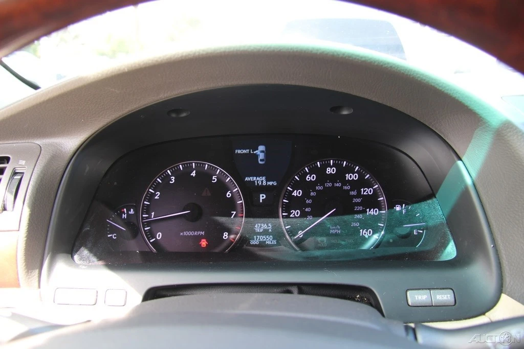 2012 Lexus LS 4th Gen - Image 17 of 21