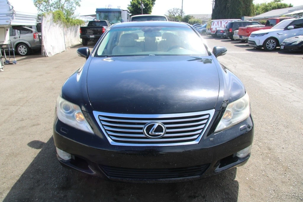 2012 Lexus LS 4th Gen - Image 11 of 21