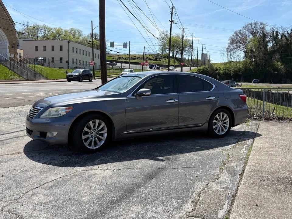 2012 Lexus LS 4th Gen - Image 3 of 15