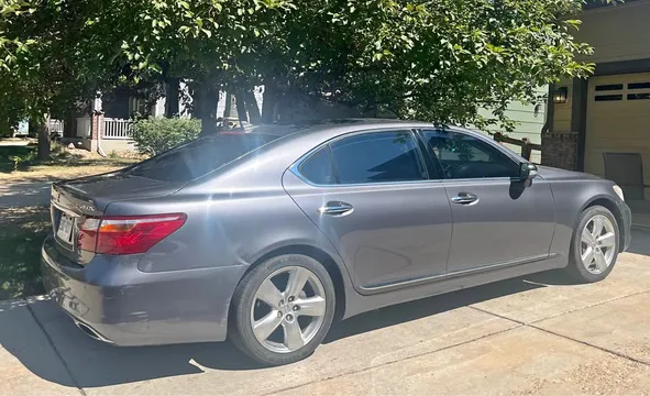 2012 Lexus LS 460 L Sedan 4D