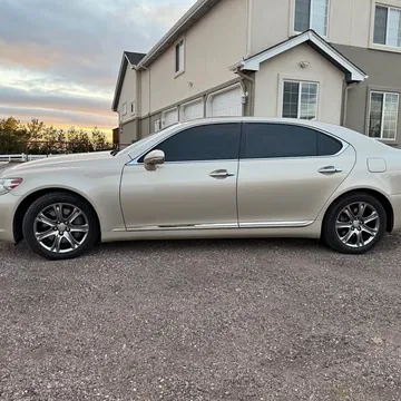 2012 Lexus LS 460 L Sedan 4D