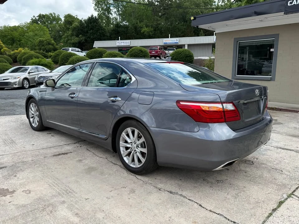 2012 Lexus LS 4th Gen - Image 16 of 19